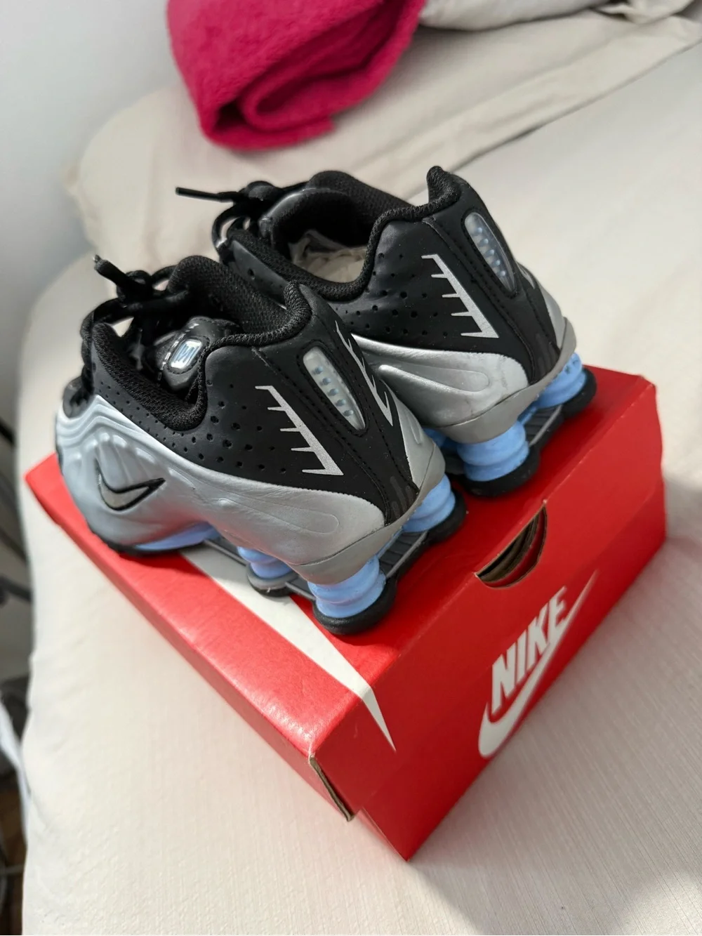 Nike Shox R4 GS